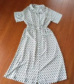 レトロな半袖シャツワンピース