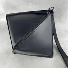 極美品⭐️ヨウジヤマモト スクエア型 立体ハンドバッグ カウレザー ブラック