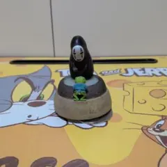 ジブリ作品千と千尋の神隠し置物。