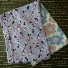 ふわふわフェイスタオル（アリス・パープル）