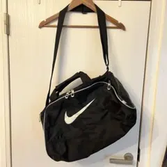 Nike midium duffle bag