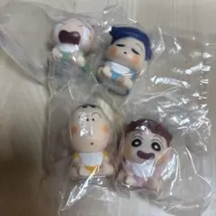 クレヨンしんちゃん　ベビー　ライトカプセルトイ