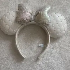 ディズニー ホワイトカチューシャ スパンコール付き