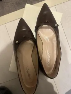 mamian ブラウン ポインテッドトゥ フラットシューズ　24cm