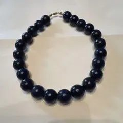 Item thumbnail for item 48b7e272-3065-43e8-a77c-45513e1df530