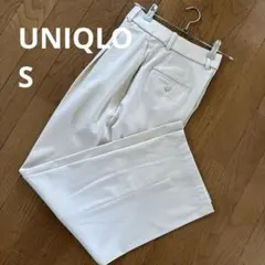 新品　ユニクロ　タックワイドパンツ
