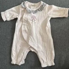 プティマイン　花柄襟付きピンクロンパース