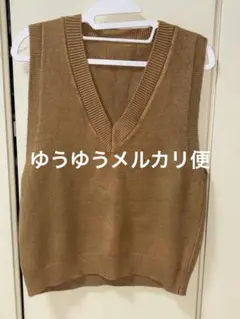 Vネック【ニットベスト】キャメル 茶色 重ね着 レイヤード 春服 秋服 シンプル