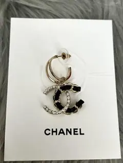CHANEL ココマーク フープピアス ブラック ゴールド ノベルティ - メルカリ