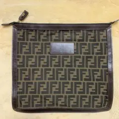 Fendi FFロゴ クラッチバッグ