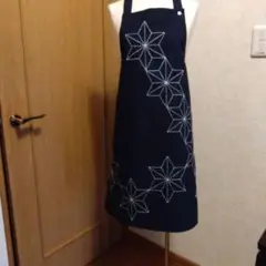 麻の葉刺し子のエプロン