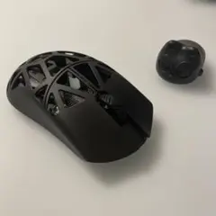 WLMOUSE Beast X Pro サイド穴なし