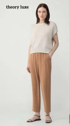 ☆極美品　theory luxe Flowパンツ　2025SSのサムネイル