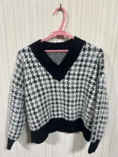 【古着】ハウンドトゥースパターン Vネックニット