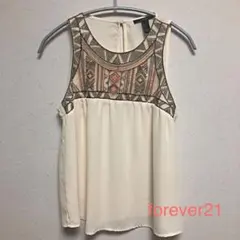 forever21 のトップス　ノースリーブ
