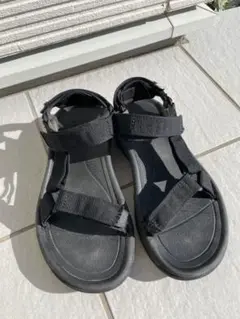 最終値下げ！！Teva ハリケーン　スポーツサンダル 23㎝ブラック 黒