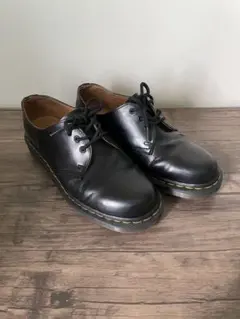Dr.Martens ドクターマーチン 10085 3ホール UK7 26cmのサムネイル