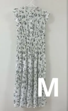 ナチュラル ビューティ ベーシック ワンピース Mのサムネイル
