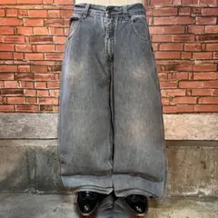 Item thumbnail for item af9b7d8e-9706-44b1-b00b-147382786f4d