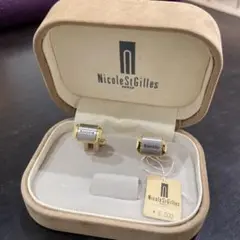 Nicole StGilles ゴールド カフリンクス