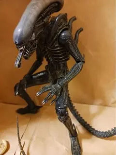 neca プレデリアン 可動改造 | Mercari