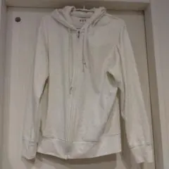 UNIQLO　アイボリー フルジップ パーカー Sサイズ