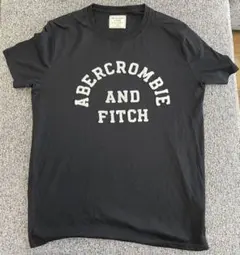 Abercrombie & Fitch ブラック Tシャツ XS