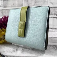 美品✨ロエベ 二つ折り財布 バーティカル アナグラム型押し ロゴ刻印