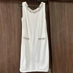 ホワイト ノースリーブ ワンピース ビジュー装飾