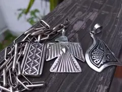 ⭐︎インディアンジュエリー　スティーブンJビゲイクロスペンダント⭐︎ ナバホ族：Steven.J.Begay クロス ペンダント トップ - PINE