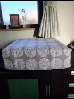 Item thumbnail for item 4f2eda42-08b5-4ee3-95e7-3ec5a760774f