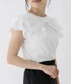 tocco closet トッコクローゼット　 フラワーモチーフカラートップスのサムネイル