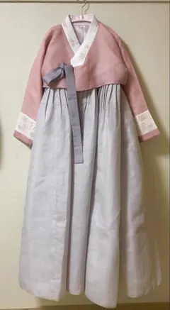 チマチョゴリ韓服黒赤タンウィ上下セット - メルカリ