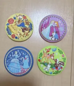 ディズニー 刺繍缶バッジセット バンビ　シンデレラ　アナ雪 美女と野獣4点セット