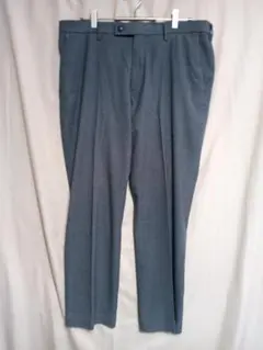 グレー スラックス センタープレス