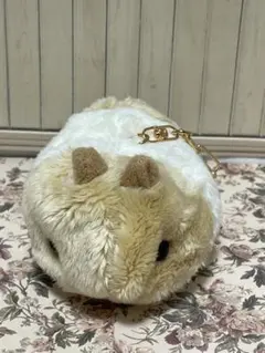 ゴールデンハムスターぬいぐるみキーホルダーのサムネイル