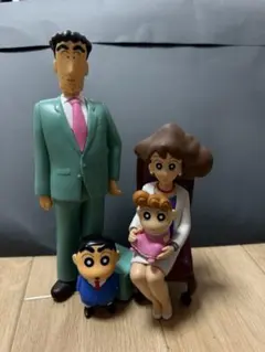 クレヨンしんちゃん フィギュア 4体セット