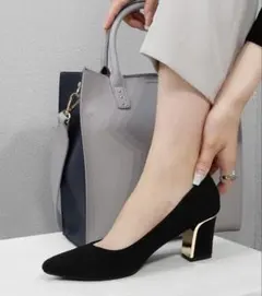 minia ポインテッドトゥ ハイヒール 黒