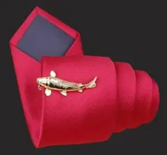 cl-0073　ネクタイピン　鯉　カープ　魚　池　縁起物　幸運　ゴールド