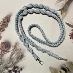 2603132:マクラメ ケータイストラップ スマホショルダー グレー