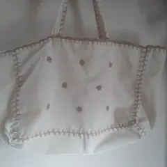 アイボリー刺繍トートバッグ