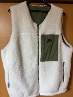 Nike リバーシブル ベスト ホワイト/オリーブ
