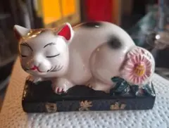 景徳鎮 雅玩珍蔵 眠り猫 招き猫 中国美術 色絵 金彩 骨董品 古美術 景徳鎮 雅玩珍蔵 眠り猫 招き猫 中国美術 色絵 金彩 骨董品 古美術