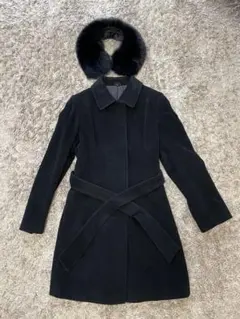 ブルーフォックスファー付きウールコート　アンゴラ