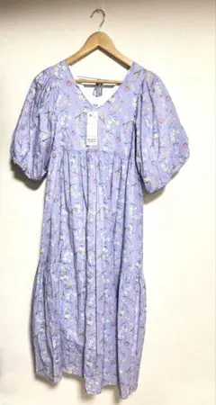 ラメストライプ　花柄ワンピース