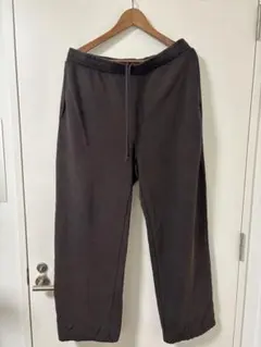 スエットパンツ