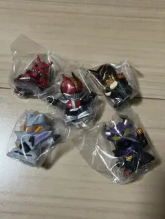 新品⭐︎仮面ライダー 指人形 バッファ　タイクーン　電王　モモタロス　キンタロス