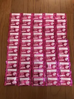 【新品未開封】シール50枚 クレヨンしんちゃん チョコビ20周年