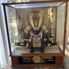 有名メーカー久月　五月人形鎧飾り　武士の鎧と兜 刀　ガラスケース入り　10号