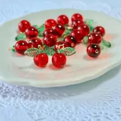 SALE　りんご 30個 ハンドメイド アクセサリーパーツ ミニチュア ゴールド